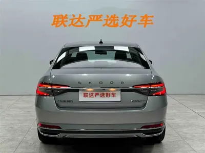 Skoda Superb 2024, 11700 км, за 20835.17 USD - фото 25