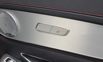 Mercedes-Benz GLC-Class 2017, 101129 км, за 17629.47 USD - фото 19