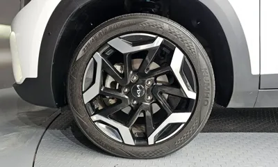 Kia Seltos 2023, 57418 км, за 24028.12 USD