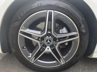 Mercedes-Benz E-Class 2023, 28000 км, за 32067.86 USD - фото 7