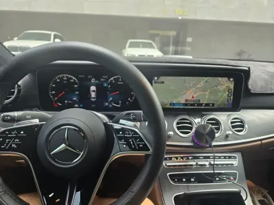 Mercedes-Benz E-Class 2023, 28000 км, за 32067.86 USD - фото 8
