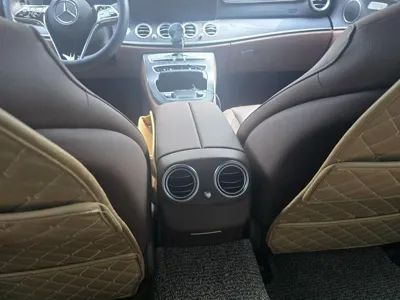 Mercedes-Benz E-Class 2023, 28000 км, за 32067.86 USD - фото 13