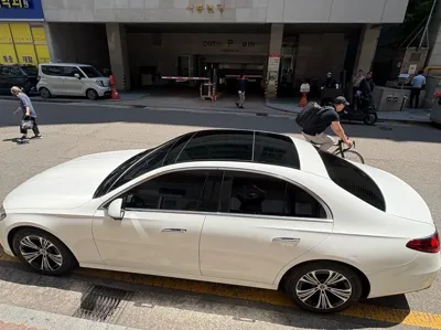 Mercedes-Benz E-Class 2024, 12544 км, за 3900.41 USD