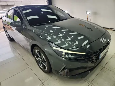 Hyundai Avante 2023, 4321 км, за 15628.05 USD
