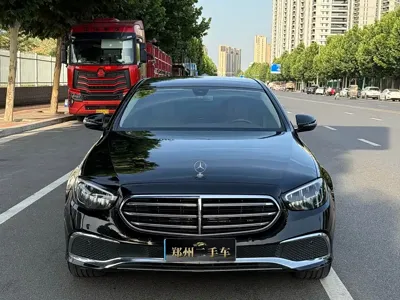 Mercedes-Benz E-Class 2021, 52000 км, за 27780.51 USD