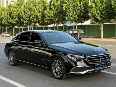 Mercedes-Benz E-Class 2021, 52000 км, за 27780.51 USD