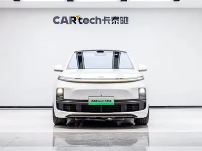 Li Auto Li L9 · 2025 год