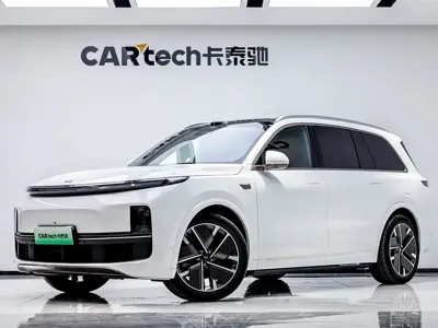 Li Auto Li L9 2025, 17500 км, за 47280.51 USD