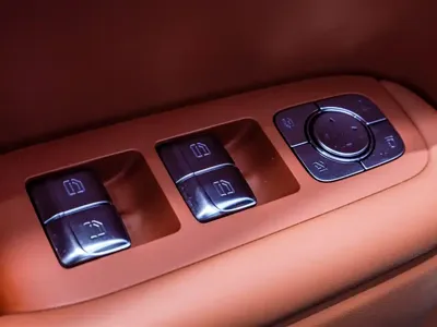 Li Auto Li L9 2025, 17500 км, за 47280.51 USD - фото 18