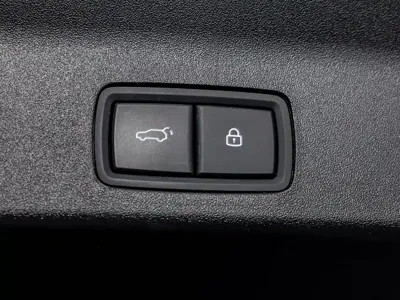 Li Auto Li L9 2025, 17500 км, за 47280.51 USD - фото 24