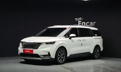 Kia Canival · 2023 год
