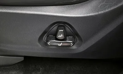 KG_Mobility_Ssangyong Rexton 2018, 128596 км, за 9927.14 USD - фото 18