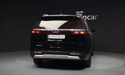 Kia Canival 2023, 99308 км, за 13981.88 USD