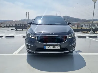 Kia Canival 2017, 184777 км, за 5120.13 USD
