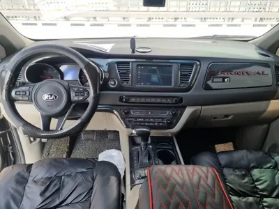 Kia Canival 2017, 184777 км, за 5081.44 USD - фото 7