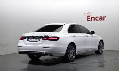 Mercedes-Benz E-Class 2022, 36043 км, за 29680.08 USD