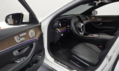 Mercedes-Benz E-Class 2022, 36043 км, за 29680.08 USD - фото 10