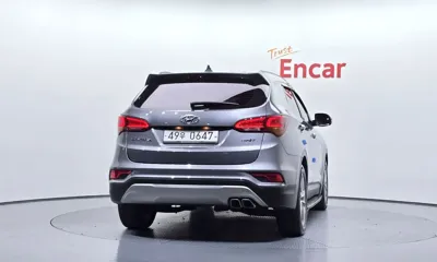 Hyundai Santafe 2016, 158760 км, за 7811.47 USD