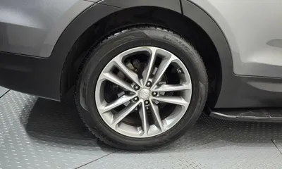 Hyundai Santafe 2016, 158760 км, за 7811.47 USD