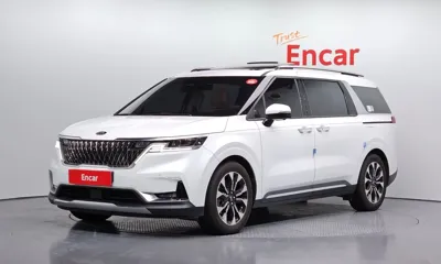 Kia Canival · 2021 год