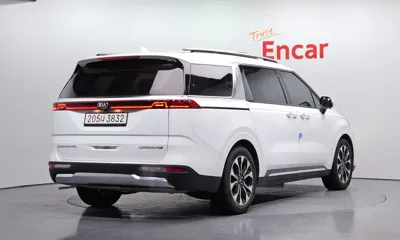 Kia Canival 2021, 76353 км, за 21005.65 USD
