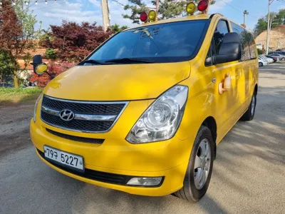 Hyundai Starex 2015, 115378 км, за 6502.89 USD