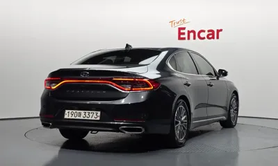 Hyundai Grandeur 2019, 84076 км, за 11562.6 USD