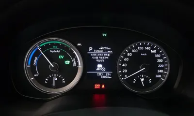 Hyundai Grandeur 2019, 84076 км, за 11487.46 USD - фото 8