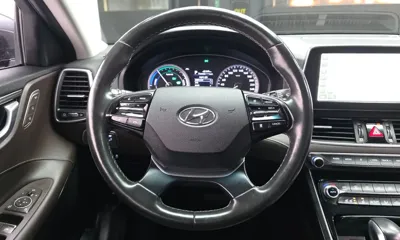 Hyundai Grandeur 2019, 84076 км, за 11487.46 USD - фото 13