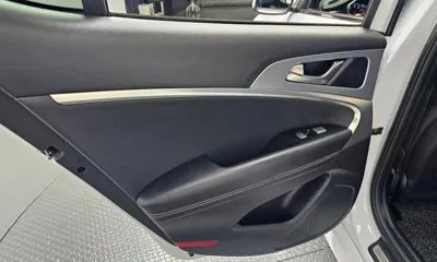 Genesis G70 2018, 119997 км, за 12472.1 USD - фото 25