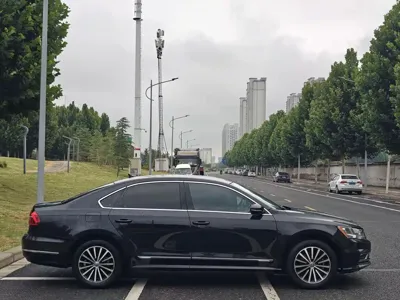 Volkswagen Passat 2019, 74000 км, за 9681.98 USD - фото 12