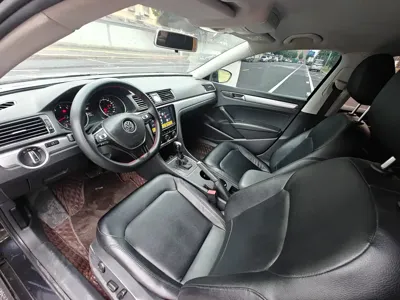 Volkswagen Passat 2019, 74000 км, за 9681.98 USD - фото 18