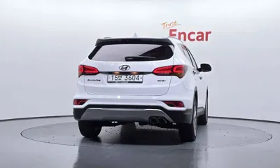 Hyundai Santafe 2016, 137078 км, за 7225.43 USD