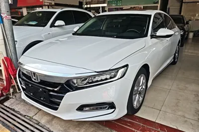 Honda Accord · 2018 год
