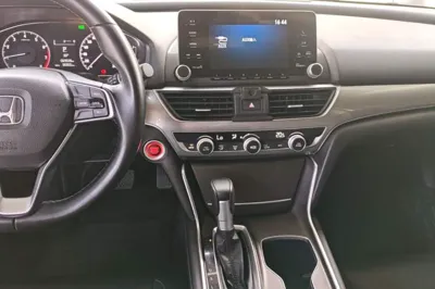 Honda Accord 2018, 69000 км, за 15047 USD - фото 15