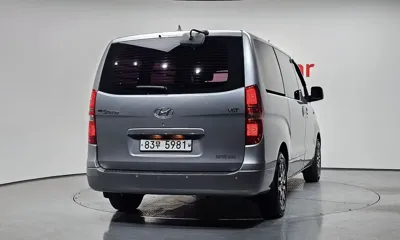 Hyundai Starex 2015, 149074 км, за 5448.34 USD