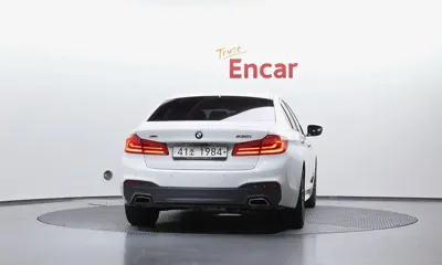BMW 5-Series 2018, 124825 км, за 14740.89 USD
