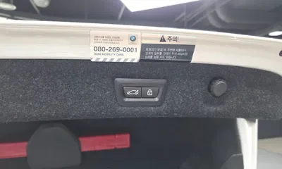 BMW 5-Series 2018, 124825 км, за 14740.89 USD - фото 32
