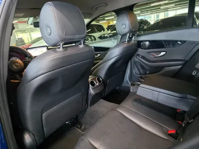 Mercedes-Benz C-Class 2019, 99289 км, за 11487.46 USD - фото 11