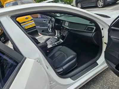 Kia K5 2017, 50502 км, за 6240.65 USD - фото 9