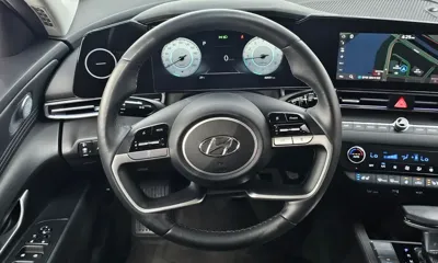 Hyundai Avante 2023, 40551 км, за 12703.59 USD - фото 15