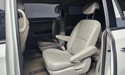 Kia Canival 2017, 96733 км, за 7811.47 USD - фото 11