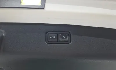 Genesis GV70 2023, 99943 км, за 23624.79 USD - фото 31
