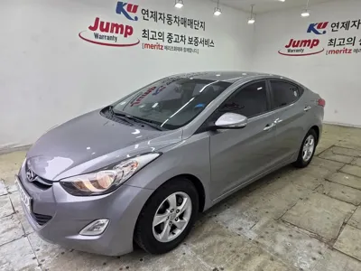 Hyundai Avante · 2012 год