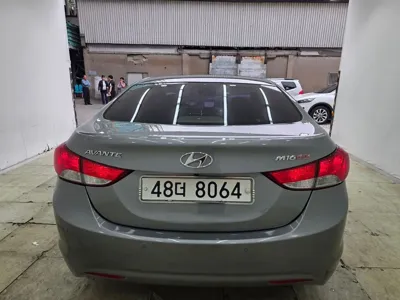Hyundai Avante 2012, 127857 км, за 2472.03 USD