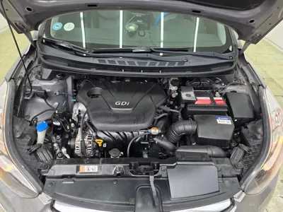 Hyundai Avante 2012, 127857 км, за 2472.03 USD