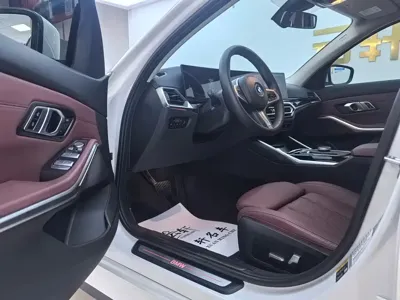 BMW i3 2023, 42000 км, за 20452.81 USD