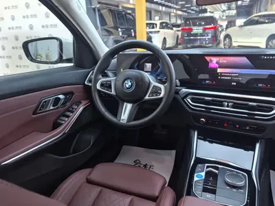 BMW i3 2023, 42000 км, за 20452.81 USD - фото 14