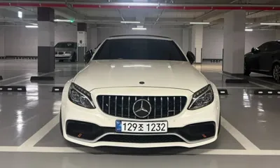 Mercedes-Benz C-Class 2017, 87000 км, за 33209.6 USD