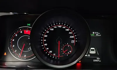 Hyundai Avante 2021, 22567 км, за 12247.56 USD - фото 8